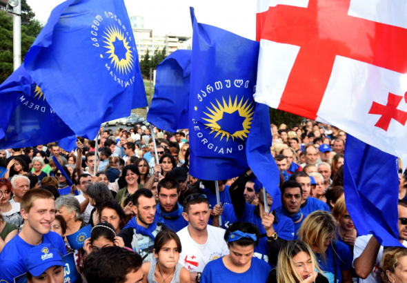 კახა კალაძემ ნაძალადევის მოსახლეობას საკრებულოს მაჟორიტარობის კანდიდატები წარუდგინა (R)