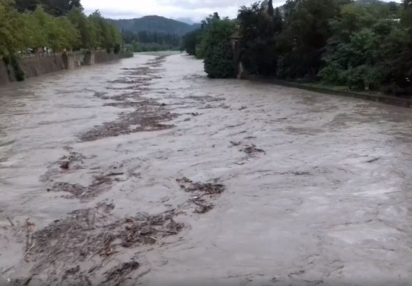 მდინარე რიონში გაუჩინარებული მამაკაცის ძებნაში თბილისის სამაშველოც ჩაერთო 