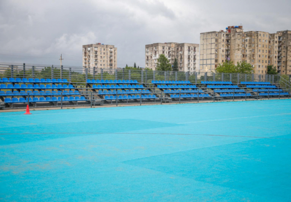 ნიკეას ქუჩაზე ბალახის ჰოკეის ახალი სტადიონი გაკეთდა