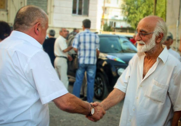 "ქართული ოცნების" გორის მაჟორიტარობის კანდიდატი - ახალი ქალაქის შენების გარანტი ვიქნები (R)