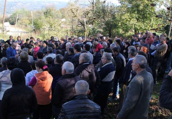 შალვა კიკნაველიძე - ზესტაფონში ვთანხმდებით, რომ უკან, წარსულში დაბრუნების დრო არ არის (R)