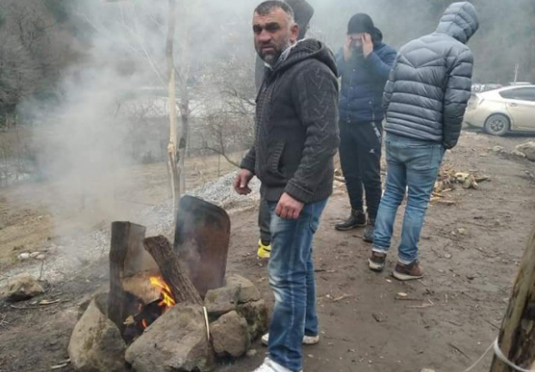 პოლიციამ გუმათთან მოწყობილ ბლოკპოსტზე რიონის ხეობის აქტივისტი დააკავა