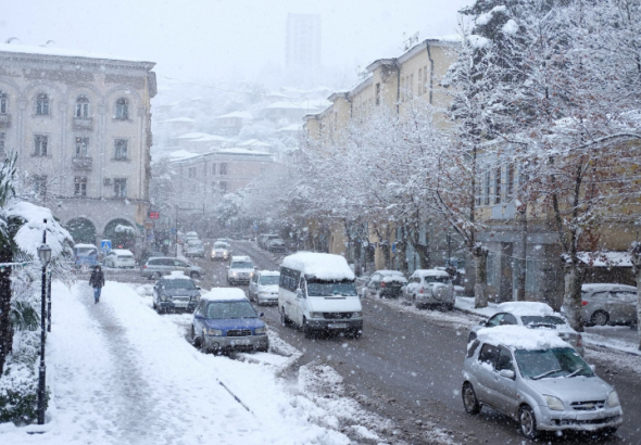 დიდთოვლოვის გამო, იმერეთში 20 000 -მდე აბონენტი ელექტროენერგიის გარეშეა დარჩენილი