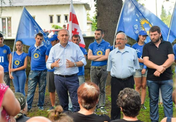 გიორგი ლილუაშვილი – მინდა ვაკეთო ის საქმე, რომელიც ქვეყანას ჭირდება (R)