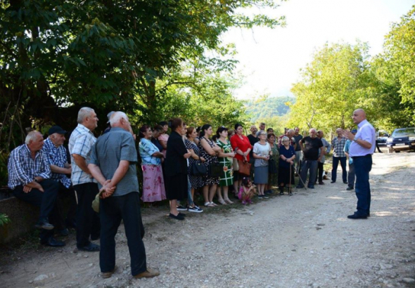 პაატა ნადირაძე: ,,მე მოქალაქეებს ყოველდღე მივიღებ და მოვუსმენ" (R)